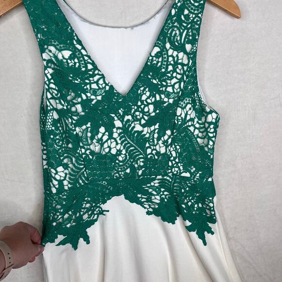 Anthropologie moulinette soeurs arbor green lace overlay dress size 6 - Picture 8 of 10